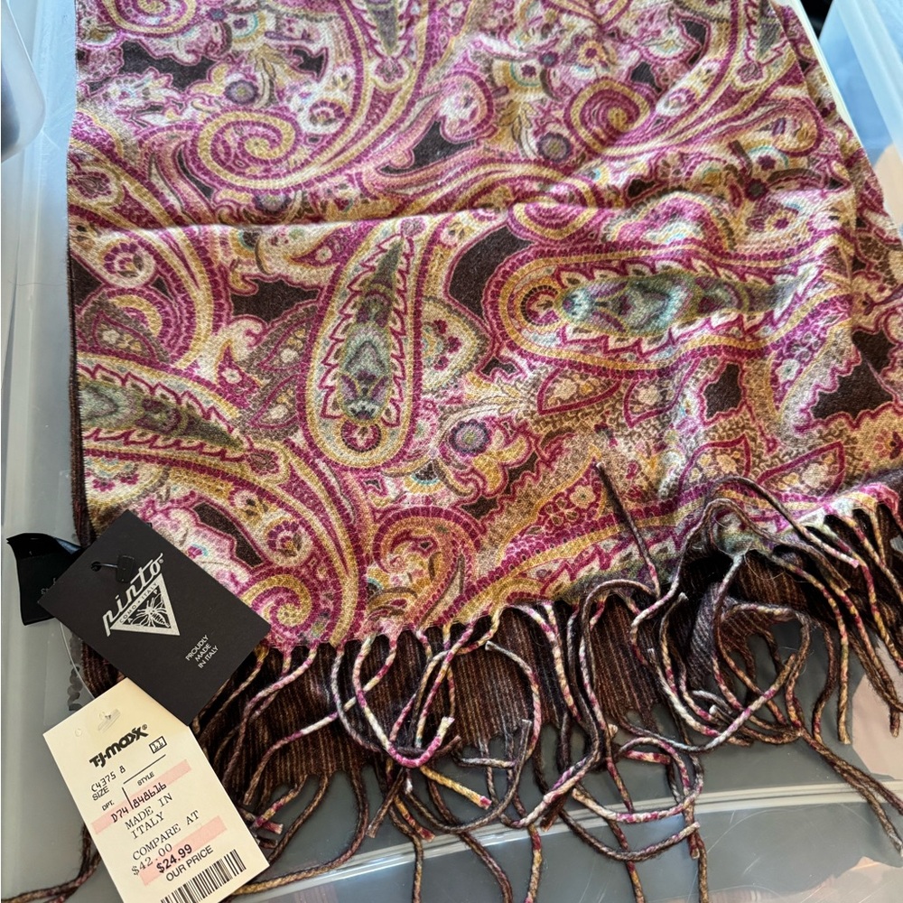 Vibrant Paisley Scarf with Fringe